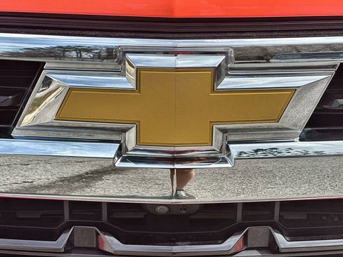 Certified 2023 Chevrolet Silverado 1500 LT w/ Z71 Off-Road Package image 31