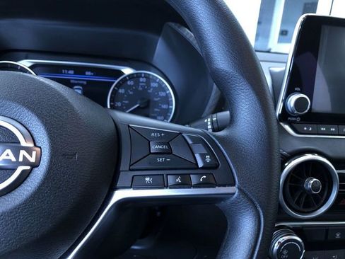 Used 2025 Nissan Sentra SV image 26