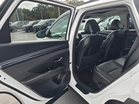 Used 2022 Hyundai Tucson Limited image 35