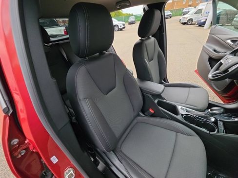Used 2024 Buick Encore GX Preferred AWD/4WD image 31