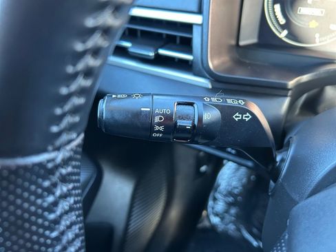 Used 2024 Mitsubishi Outlander SEL image 22