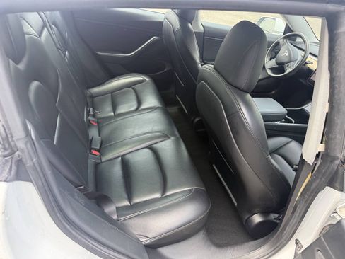 Used 2020 Tesla Model 3 Long Range AWD/4WD image 16