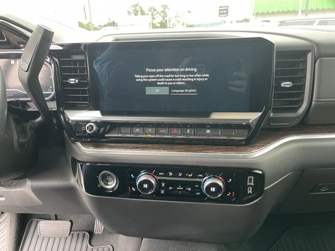 Used 2022 GMC Sierra 1500 Elevation image 21