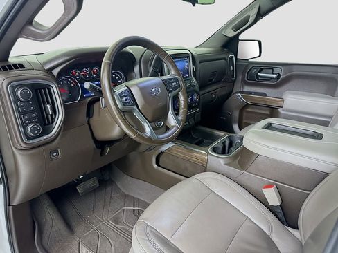 Used 2019 Chevrolet Silverado 1500 LT Trail Boss image 7