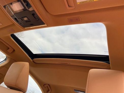 Certified 2023 Lexus ES 350 w/ Premium Package image 16