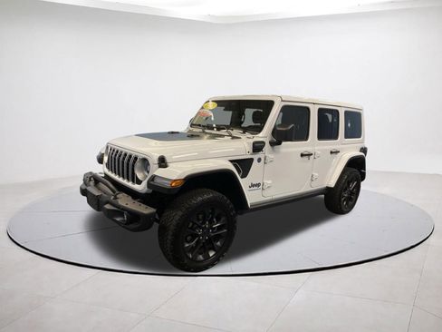 Certified 2025 Jeep Wrangler Backcountry image 3