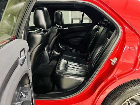 Used 2016 Chrysler 300 S image 26