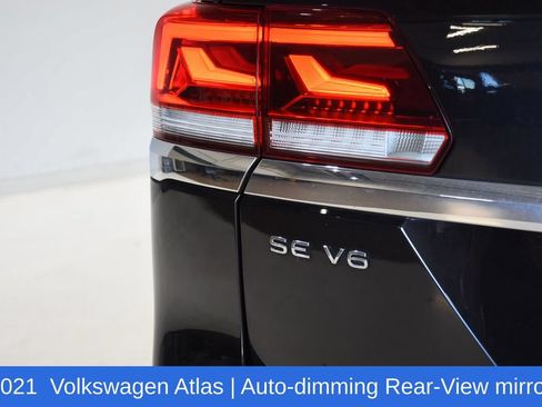 Used 2021 Volkswagen Atlas SE w/ Panoramic Sunroof Package AWD/4WD image 30