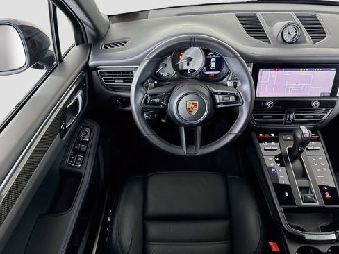 Used 2023 Porsche Macan S AWD/4WD image 10