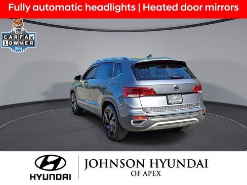 Used 2024 Volkswagen Taos SE w/ Black Wheel Plus Package AWD/4WD image 7