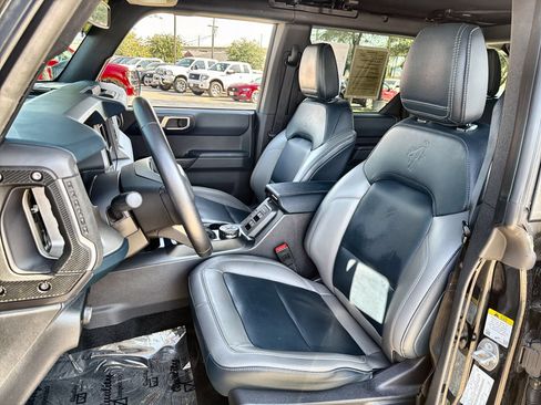 Certified 2024 Ford Bronco Outer Banks AWD/4WD image 11