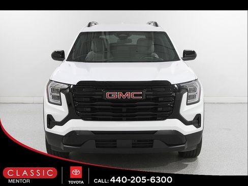Used 2026 GMC Terrain Elevation w/ Elevation Premium Package AWD/4WD image 2