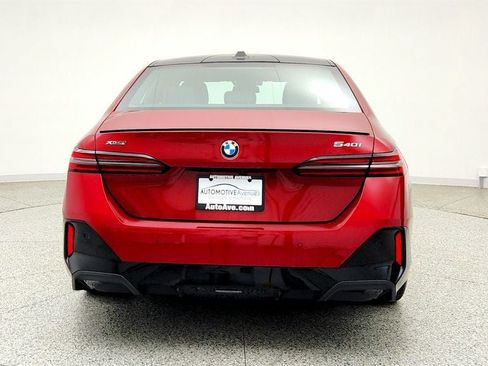 Used 2024 BMW 540i xDrive w/ Premium Package AWD/4WD image 6