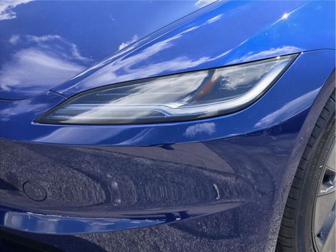 Used 2024 Tesla Model 3 Long Range RWD image 10