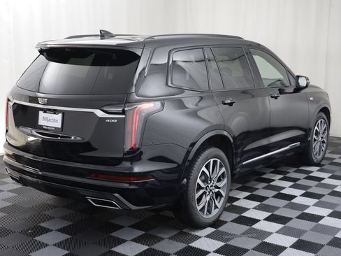 Used 2023 Cadillac XT6 Sport w/ Technology Package AWD/4WD image 20