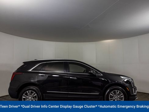 Used 2020 Cadillac XT5 Premium Luxury w/ LPO, Floor Liner Package AWD/4WD image 17