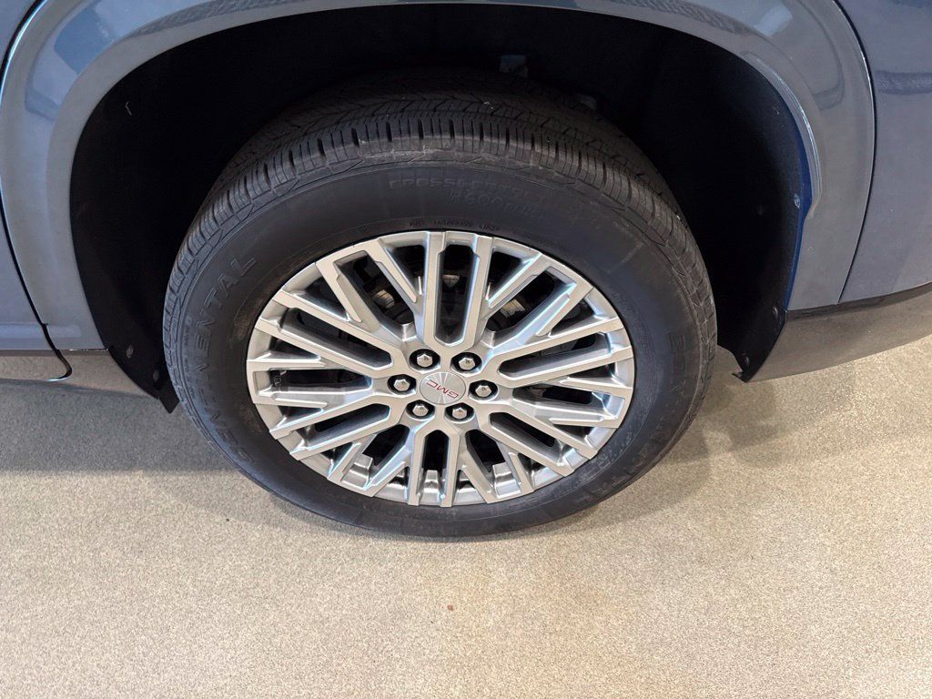Used 2024 GMC Acadia Denali w/ LPO, Floor Liner Package AWD/4WD image 8