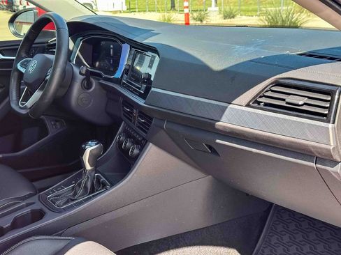 Used 2023 Volkswagen Jetta SE FWD image 22