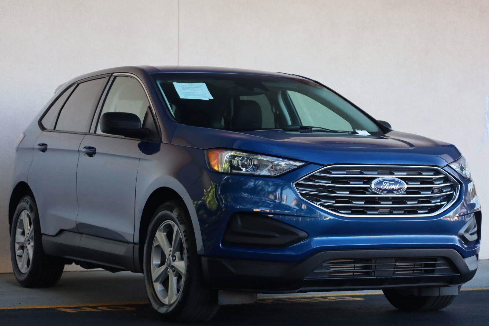 Used 2020 Ford Edge SE FWD image 7