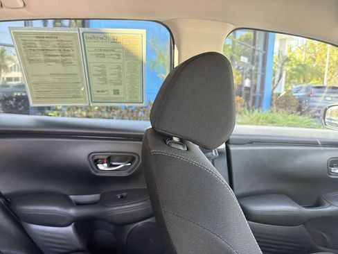 Certified 2023 Honda HR-V LX image 16