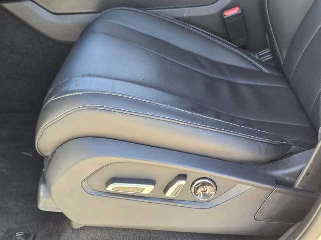 Used 2024 Acura MDX w/ Technology Package FWD image 24