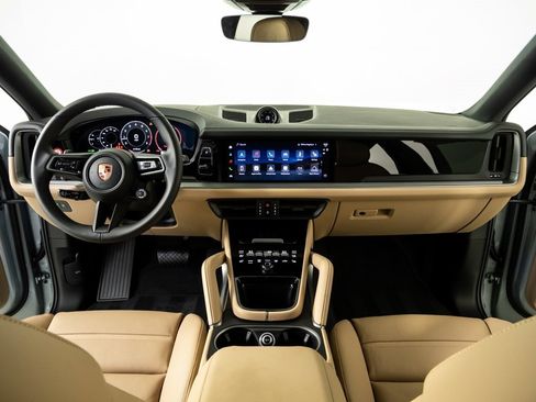 New 2026 Porsche Cayenne Coupe image 19