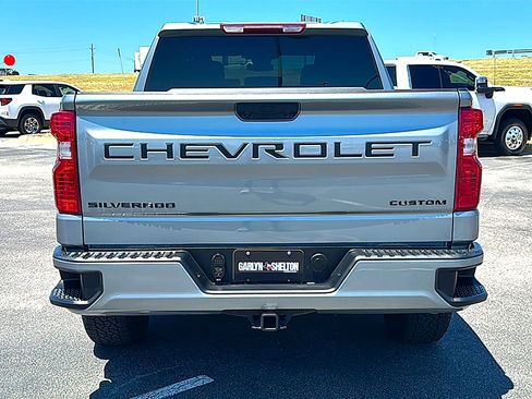 Used 2025 Chevrolet Silverado 1500 Custom w/ Turbomax Blackout Package RWD image 7