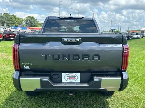 Used 2024 Toyota Tundra Limited image 4