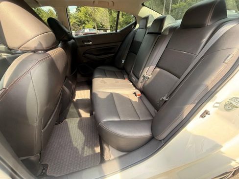 Used 2019 Nissan Altima 2.5 SR w/ SR Premium Package FWD image 31