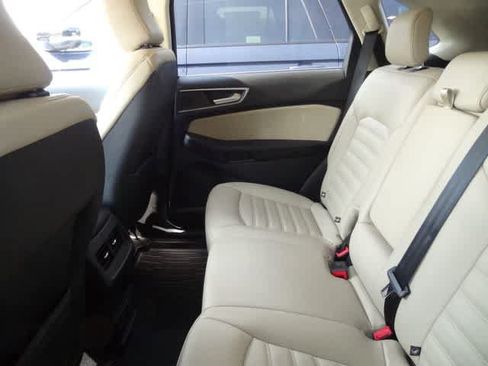 Used 2022 Ford Edge SEL w/ Convenience Package AWD/4WD image 7