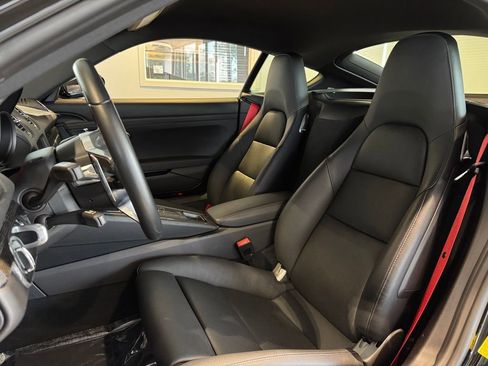 Used 2024 Porsche 718 Cayman S image 5