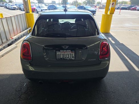 Used 2019 MINI Cooper 4-Door Hardtop FWD image 4