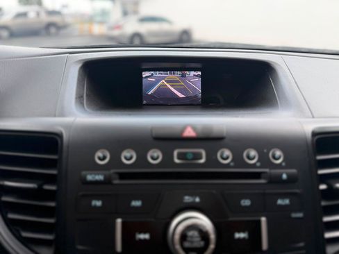 Used 2015 Honda CR-V LX image 17
