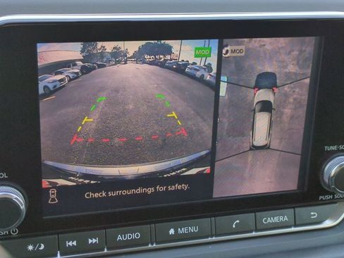 Used 2021 Nissan Rogue SV w/ Premium Package image 21