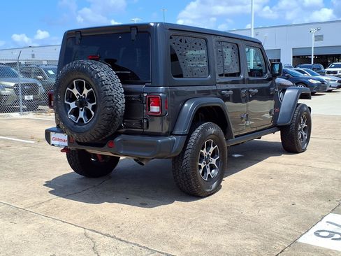 Used 2019 Jeep Wrangler Unlimited Rubicon AWD/4WD image 26