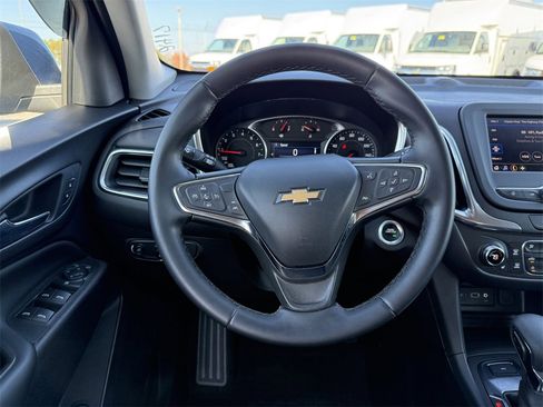 Used 2024 Chevrolet Equinox LT image 14