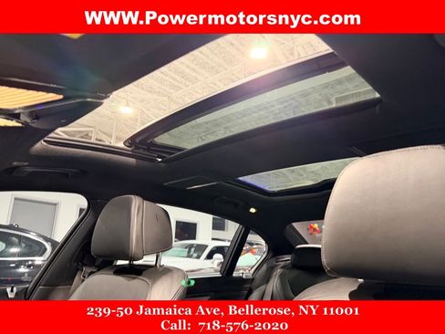 Used 2020 BMW 750i xDrive w/ Executive Package image 43