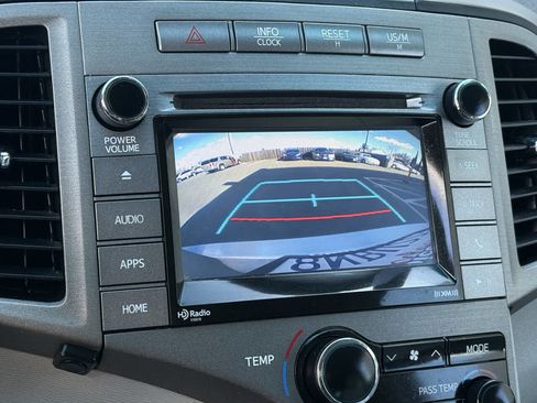 Used 2015 Toyota Venza LE image 10