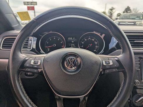 Used 2016 Volkswagen Jetta Sport image 26