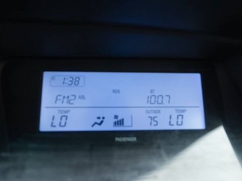 Used 2011 Lexus RX 350 AWD w/ Premium Pkg image 32