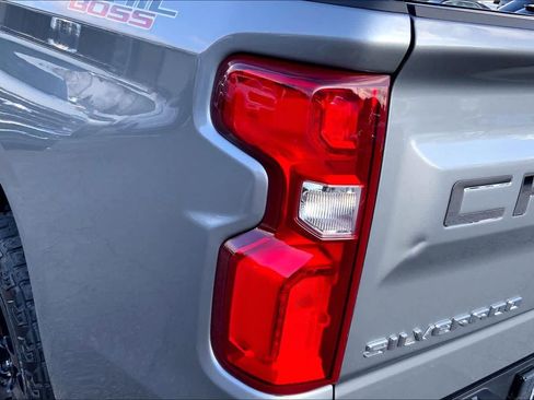 Used 2024 Chevrolet Silverado 1500 LT Trail Boss w/ LT Trail Boss Premium Package image 27