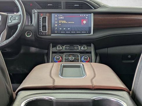 Used 2023 GMC Yukon Denali Ultimate AWD/4WD image 16