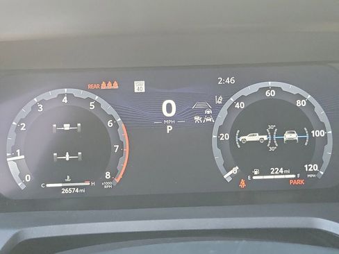 Used 2025 Toyota Tacoma TRD Sport AWD/4WD image 7