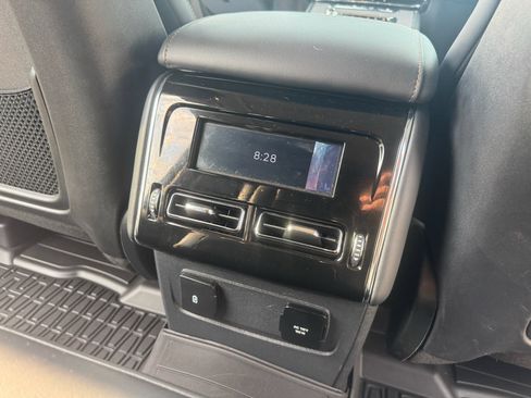 Used 2025 Lincoln Aviator 2WD image 21