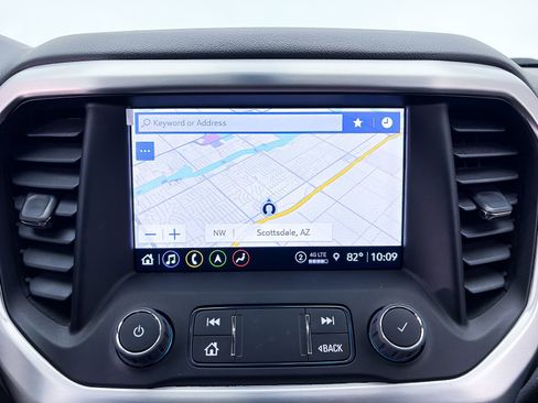 Used 2022 GMC Acadia SLE w/ Driver Convenience Package FWD image 7