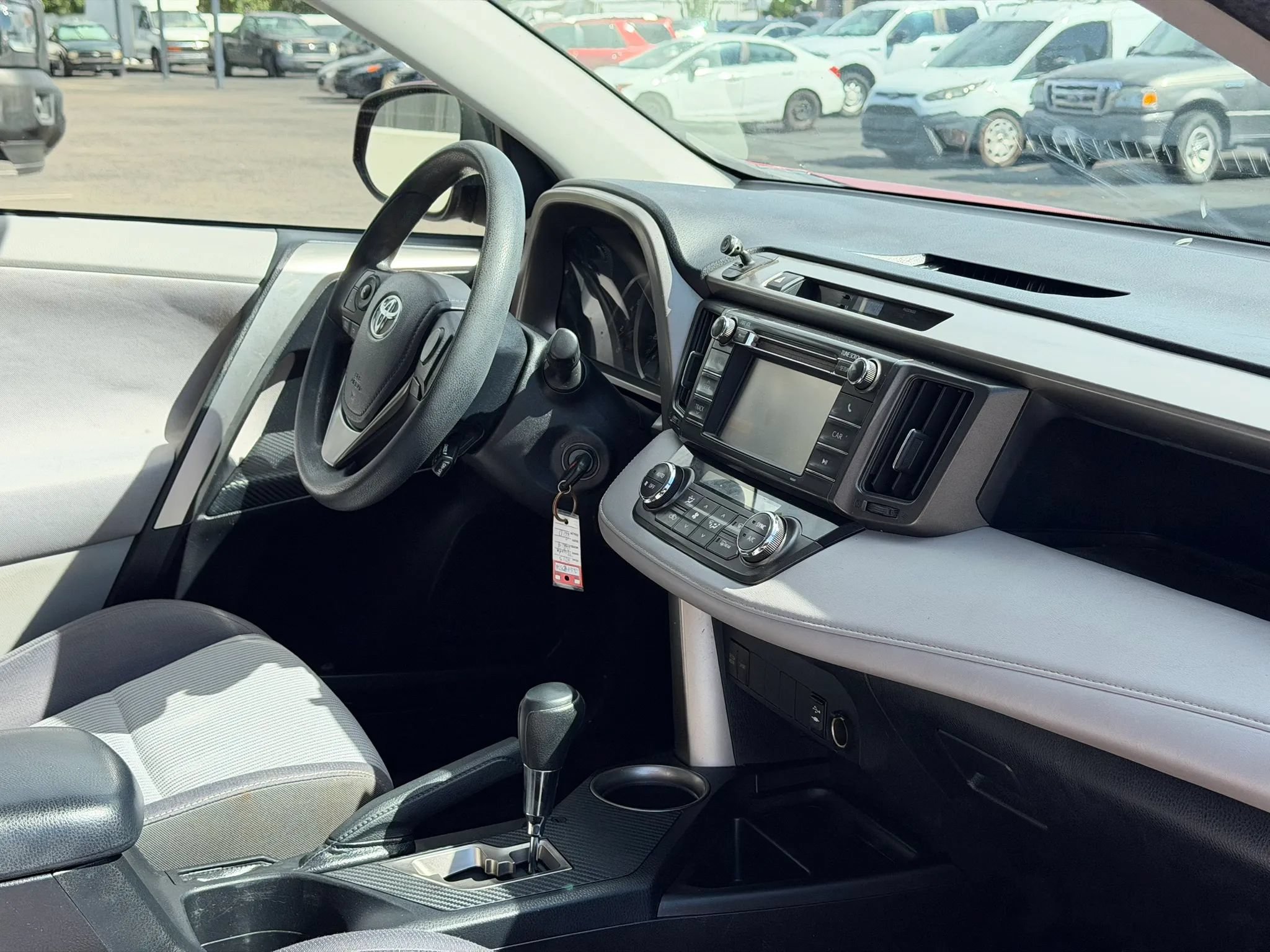 Used 2013 Toyota RAV4 XLE AWD/4WD image 30