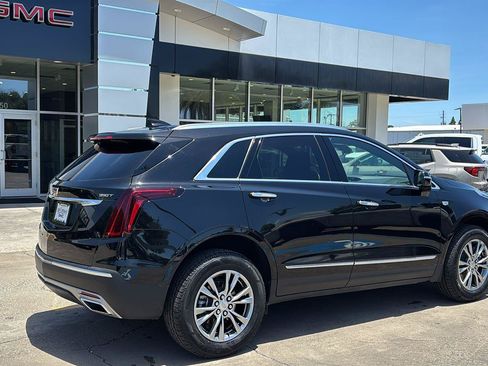 Certified 2023 Cadillac XT5 Premium Luxury FWD image 7