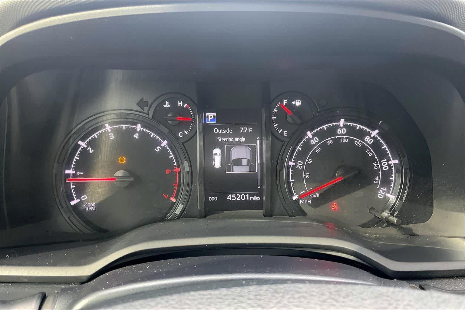 Used 2023 Toyota 4Runner SR5 Premium w/ Moonroof Package AWD/4WD image 25