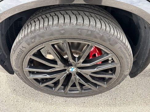 Used 2022 BMW X5 sDrive40i w/ M Sport Package RWD image 13