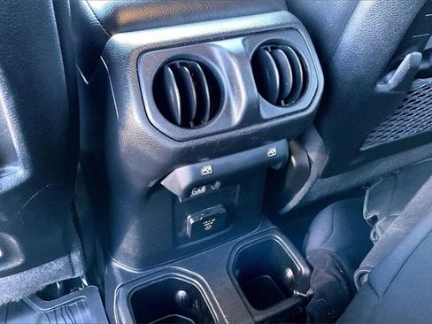 Used 2020 Jeep Gladiator Rubicon image 25